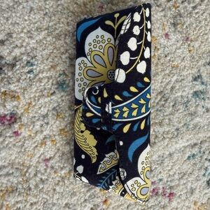 Vera Bradley Black and Blue Floral Glasses Case